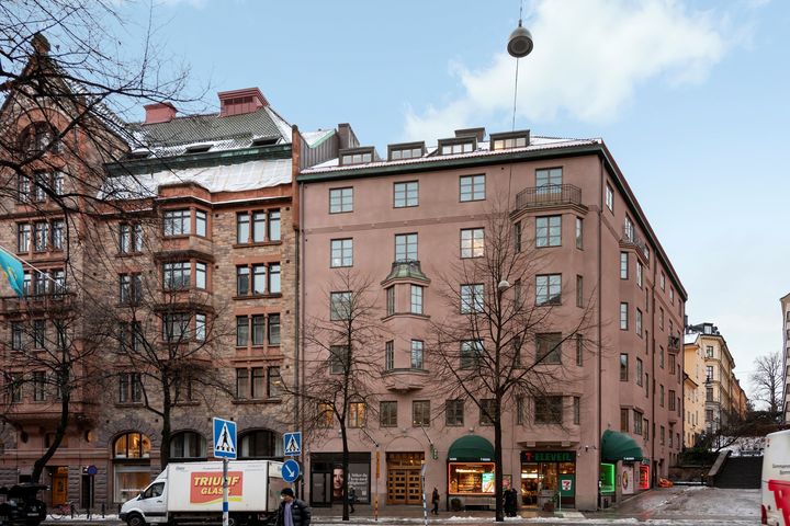 1b1c1069-b340-4172-abec-eeb9377ac7a3.jpg